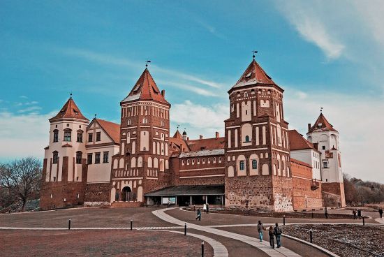 重访欧洲古堡《猎魂觉醒》携手世界文化遗产踏上荣耀之旅